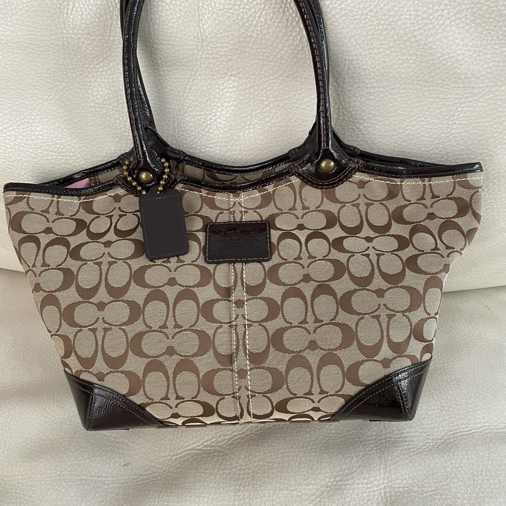 COACH Tote 17" traditional monogram, pink satin interior, patent trim, numbered!